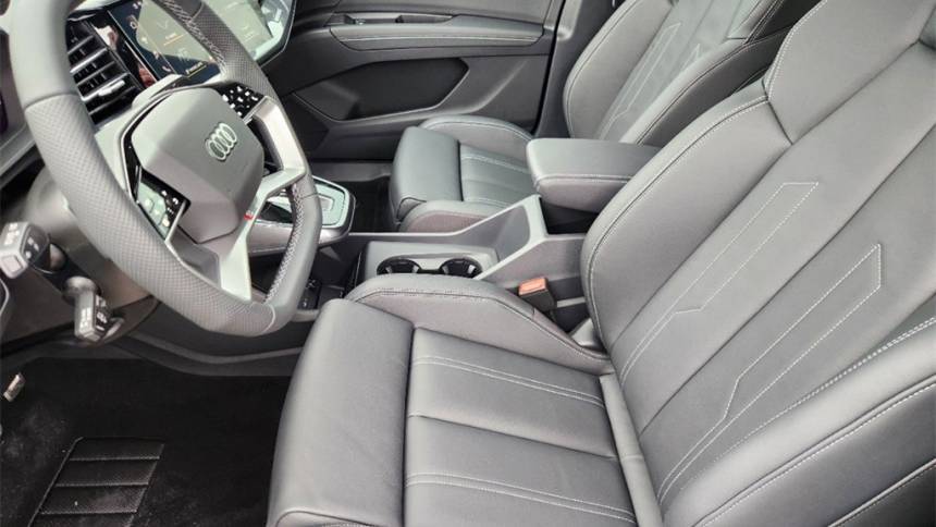 2025 Audi Q4 e-tron WA13UBFZ5SP014127