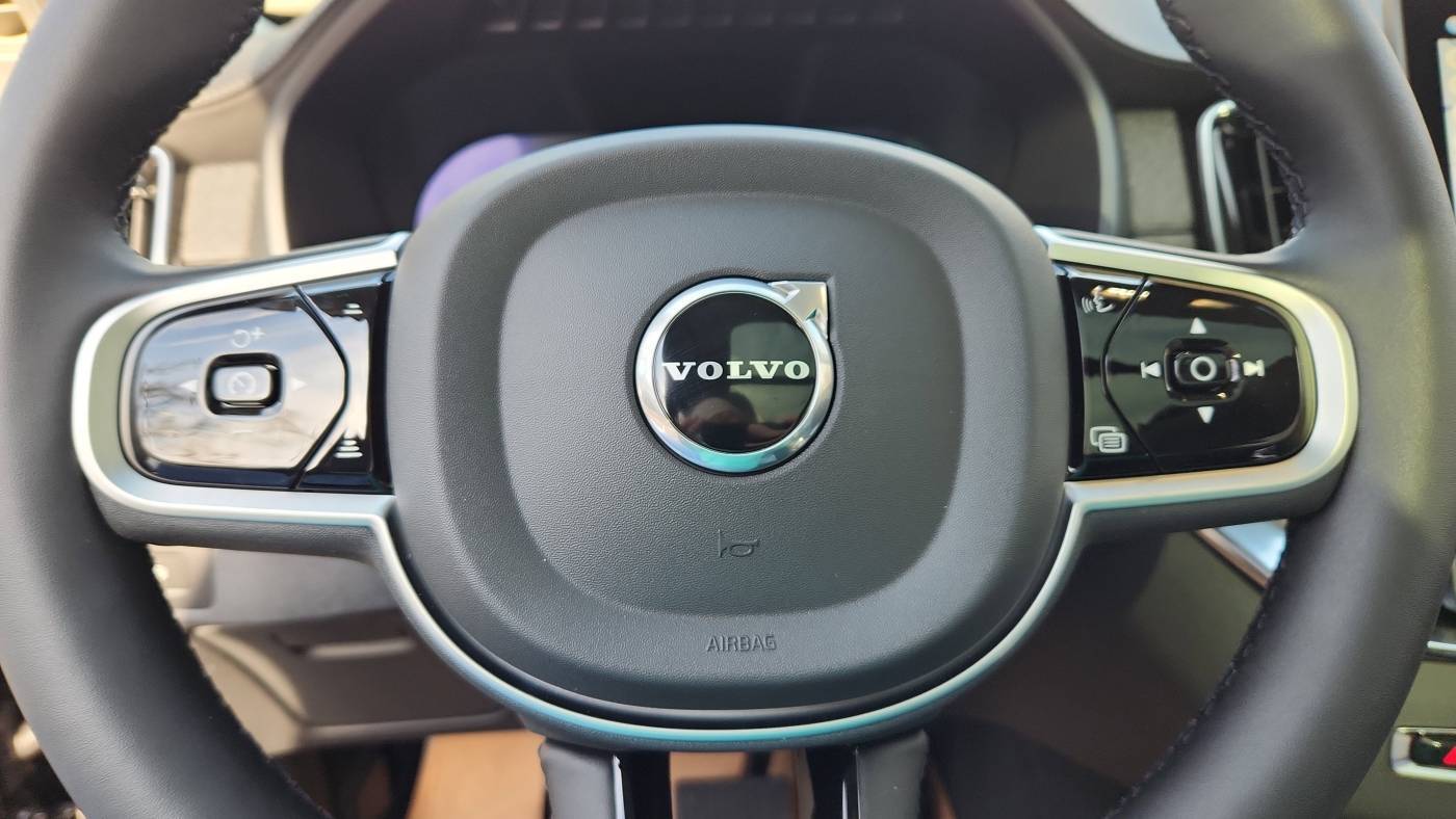 2025 Volvo XC90 YV4H60PB9S1371306