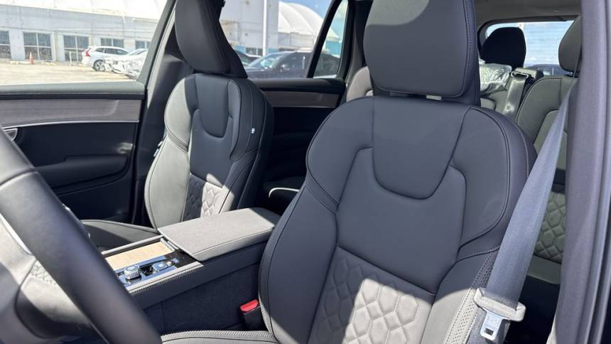 2025 Volvo XC90 YV4H60PB0S1371453