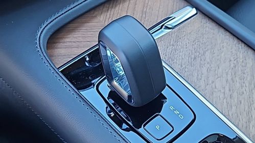 2025 Volvo XC90 YV4H60PE8S1333950