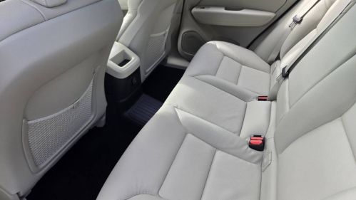 2025 Volvo XC60 YV4H60RC9S1150049