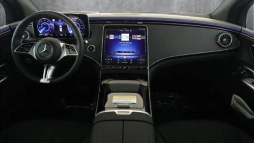 2025 Mercedes EQE SUV 4JGGM1CB2SA063373