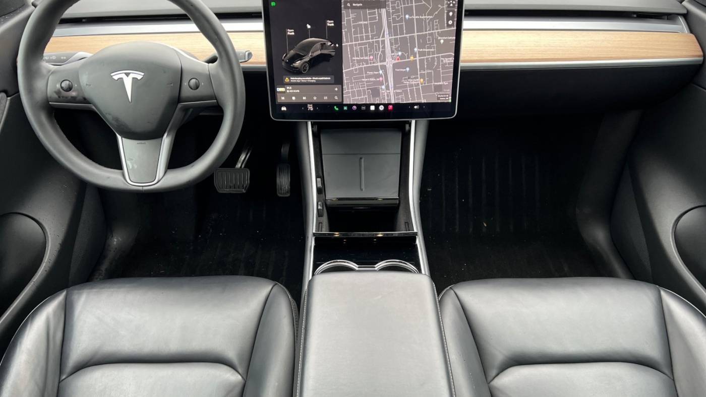 2021 Tesla Model Y 5YJYGDEE2MF062338
