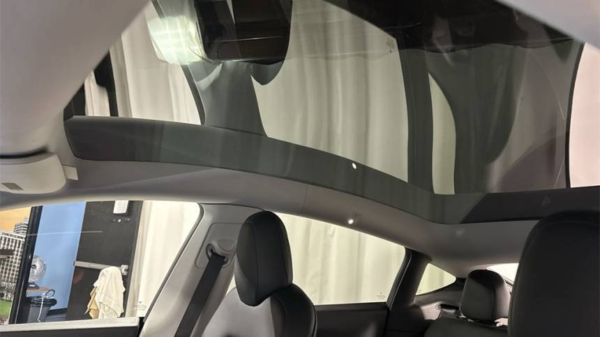 2020 Tesla Model Y 5YJYGDEEXLF007506