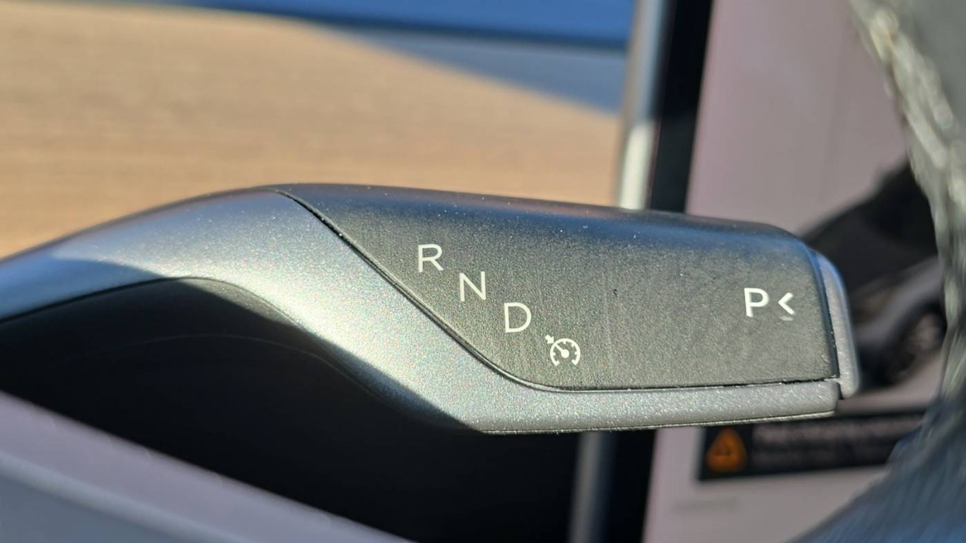 2018 Tesla Model 3 5YJ3E1EB6JF185303