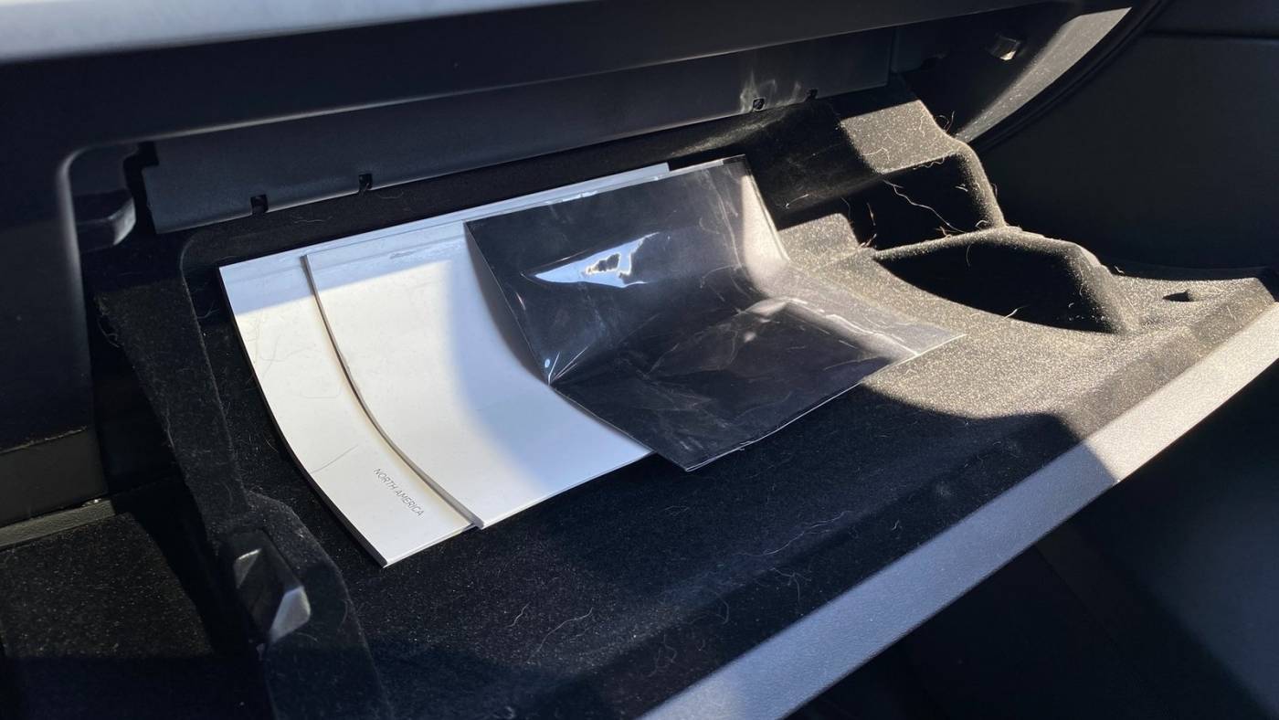 2020 Tesla Model Y 5YJYGDEE7LF045274