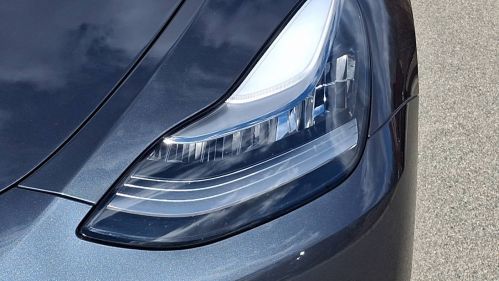 2021 Tesla Model Y 5YJYGDEE0MF080272