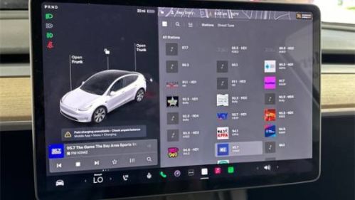 2021 Tesla Model Y 5YJYGDEE0MF157187