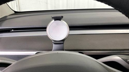 2020 Tesla Model Y 5YJYGDEE7LF032394