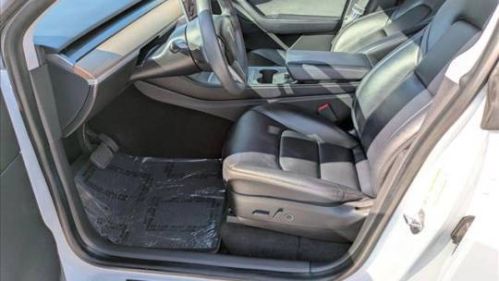 2021 Tesla Model Y 5YJYGDEEXMF158914