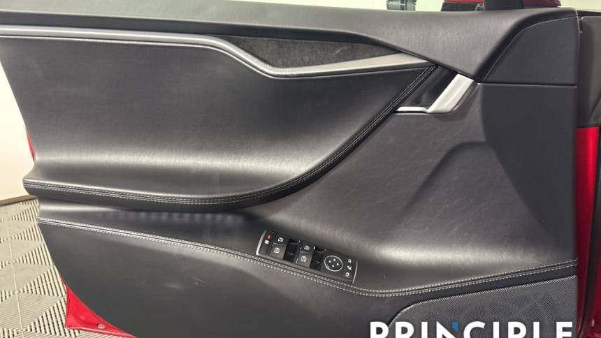 2018 Tesla Model S 5YJSA1E43JF260564
