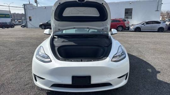 2021 Tesla Model Y 5YJYGAEE9MF284180