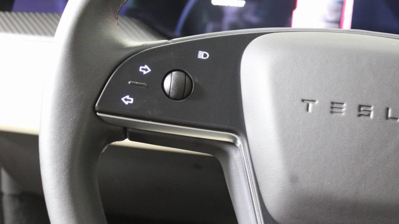 2023 Tesla Model S 5YJSA1E63PF514588