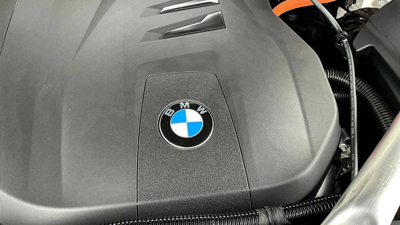 2025 BMW X5 5UX43EU03S9Z18452