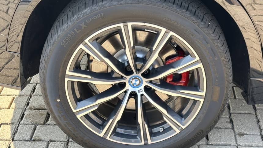 2025 BMW X5 5UX43EU04S9Z14426