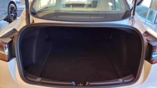 2023 Tesla Model 3 5YJ3E1EC2PF586042