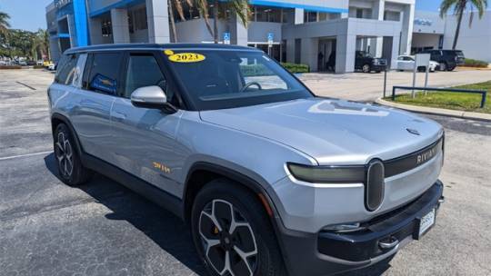 2023 Rivian R1S 7PDSGABA4PN019351