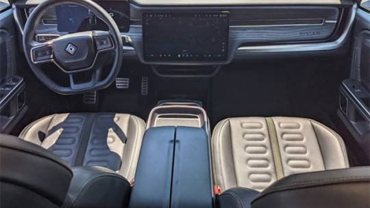 2023 Rivian R1S 7PDSGABA4PN019351