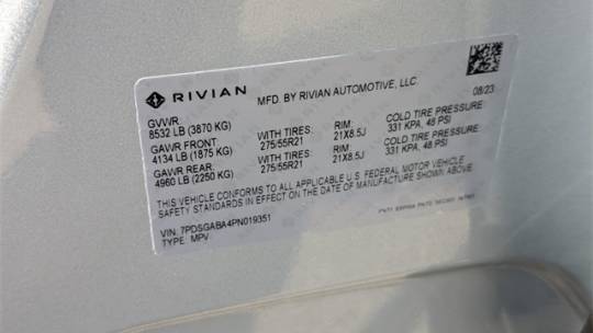 2023 Rivian R1S 7PDSGABA4PN019351