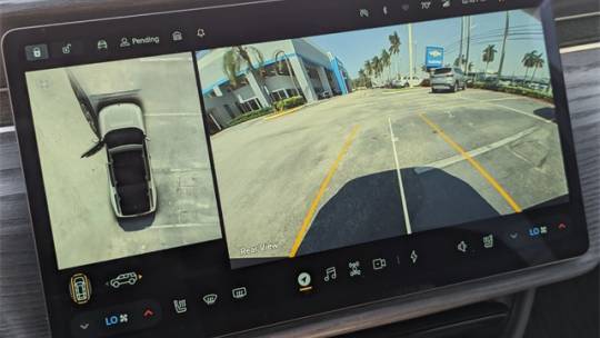 2023 Rivian R1S 7PDSGABA4PN019351