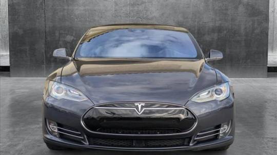 2015 Tesla Model S 5YJSA1E41FF107804