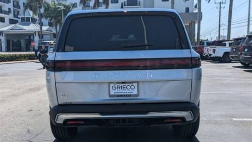 2023 Rivian R1S 7PDSGABA4PN019351