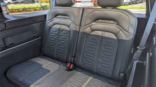 2023 Rivian R1S - Images - 11