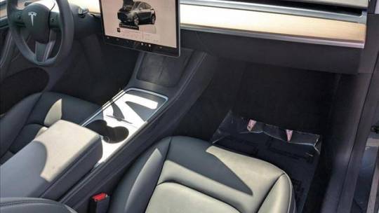 2023 Tesla Model Y 7SAYGDEE6PA147218