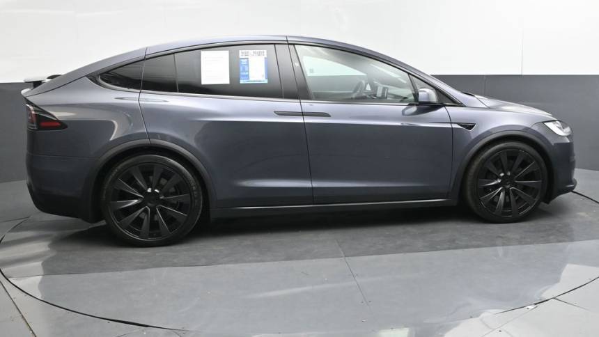 2022 Tesla Model X 7SAXCBE68NF356805