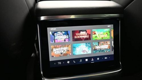 2022 Tesla Model X 7SAXCBE68NF356805