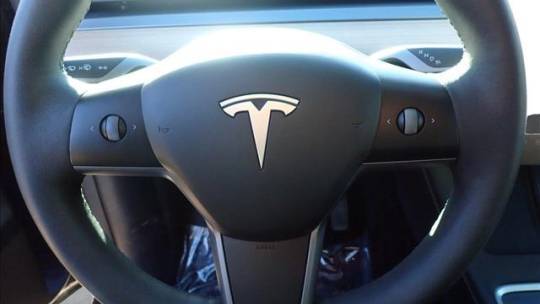 2023 Tesla Model Y 7SAYGDEE5PF901308