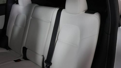 2022 Tesla Model Y 7SAYGDEE0NF393245