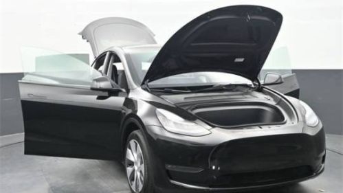 2022 Tesla Model Y 7SAYGDEE4NA002224