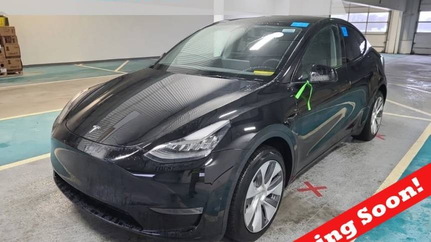2023 Tesla Model Y 7SAYGDEE8PA026352