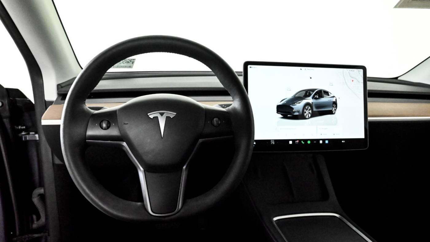 2023 Tesla Model Y 7SAYGDEE7PA166974