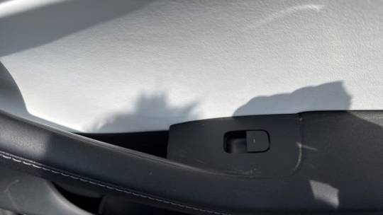 2022 Tesla Model Y 7SAYGDEE2NF413673