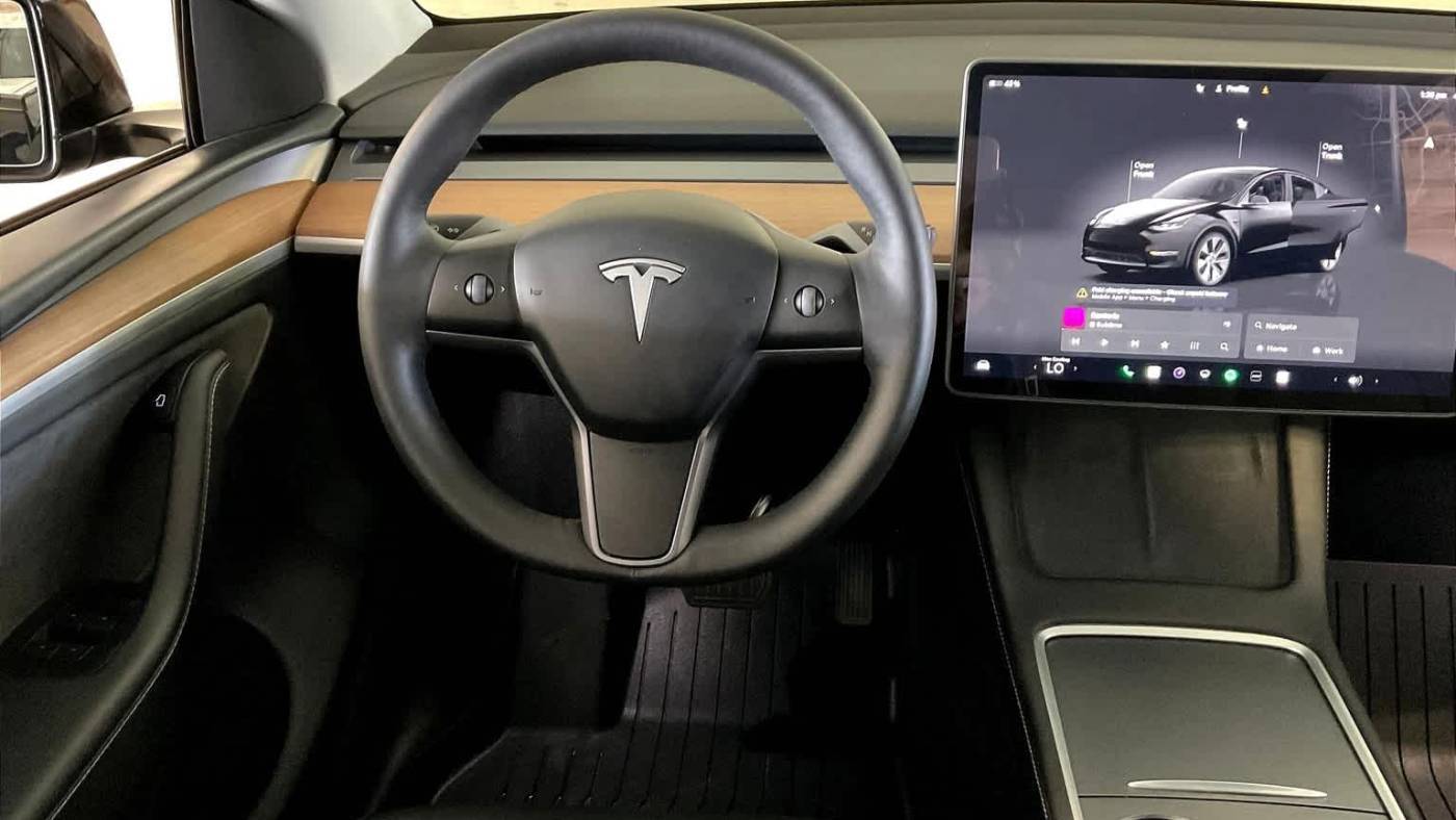 2023 Tesla Model Y 7SAYGDEEXPA182781