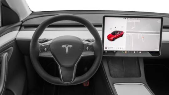 2024 Tesla Model Y 7SAYGDEE7RA256791