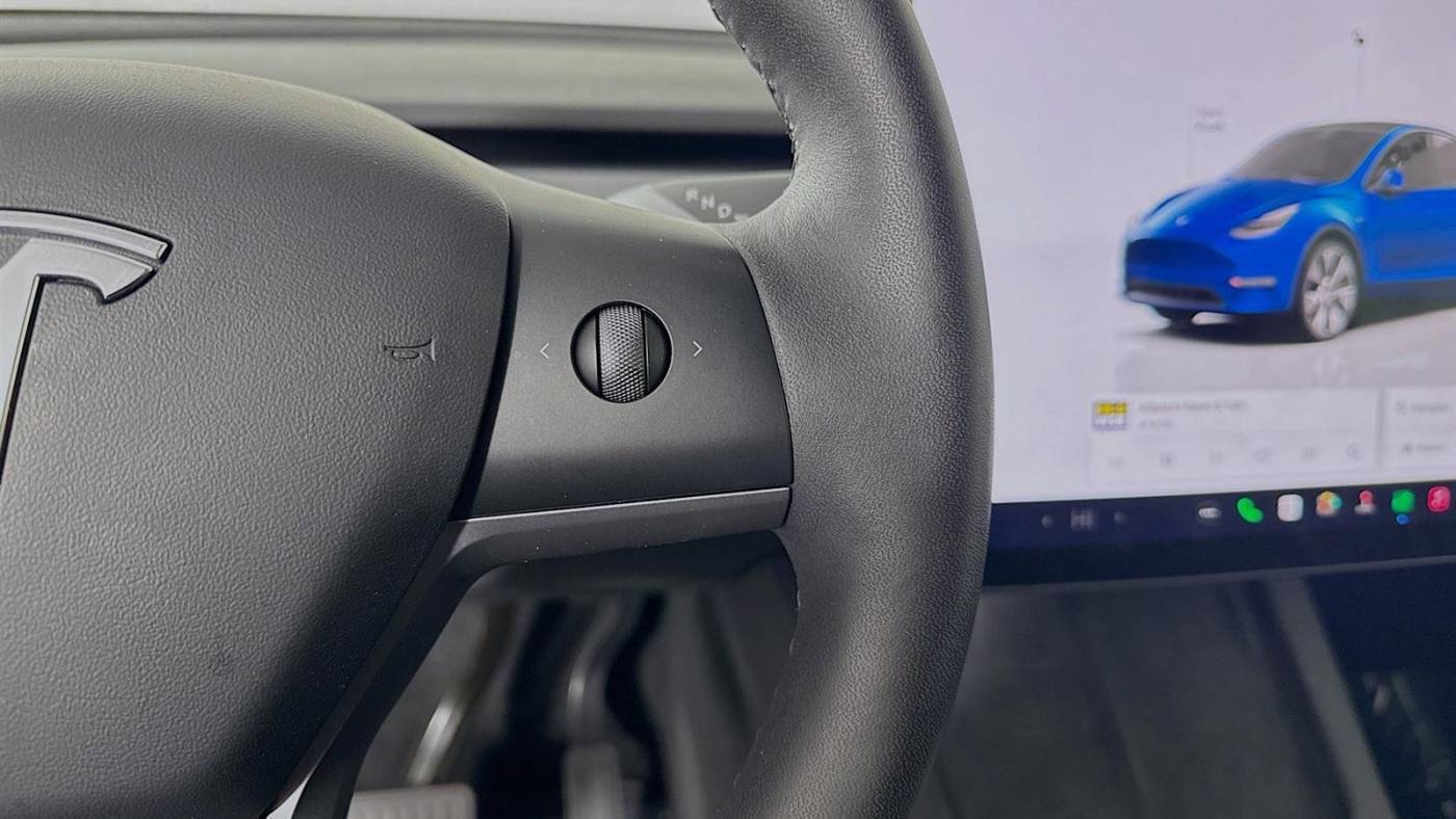 2022 Tesla Model Y 7SAYGDEE6NA005223