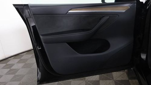 2024 Tesla Model Y 7SAYGDEE4RA266839