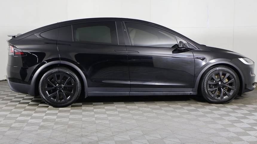2022 Tesla Model X 7SAXCBE50NF333963