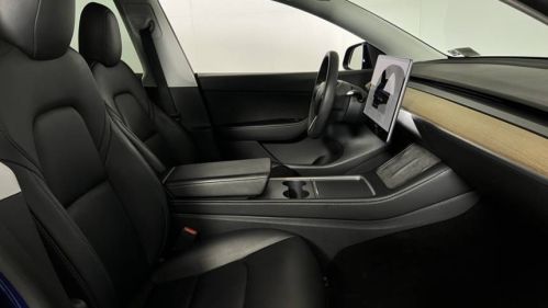 2022 Tesla Model Y 7SAYGDEE7NF366608