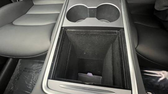 2023 Tesla Model Y 7SAYGDEE4PA054519