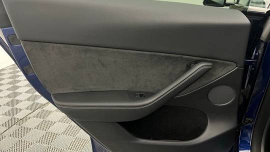 2023 Tesla Model Y 7SAYGDEE4PA054519