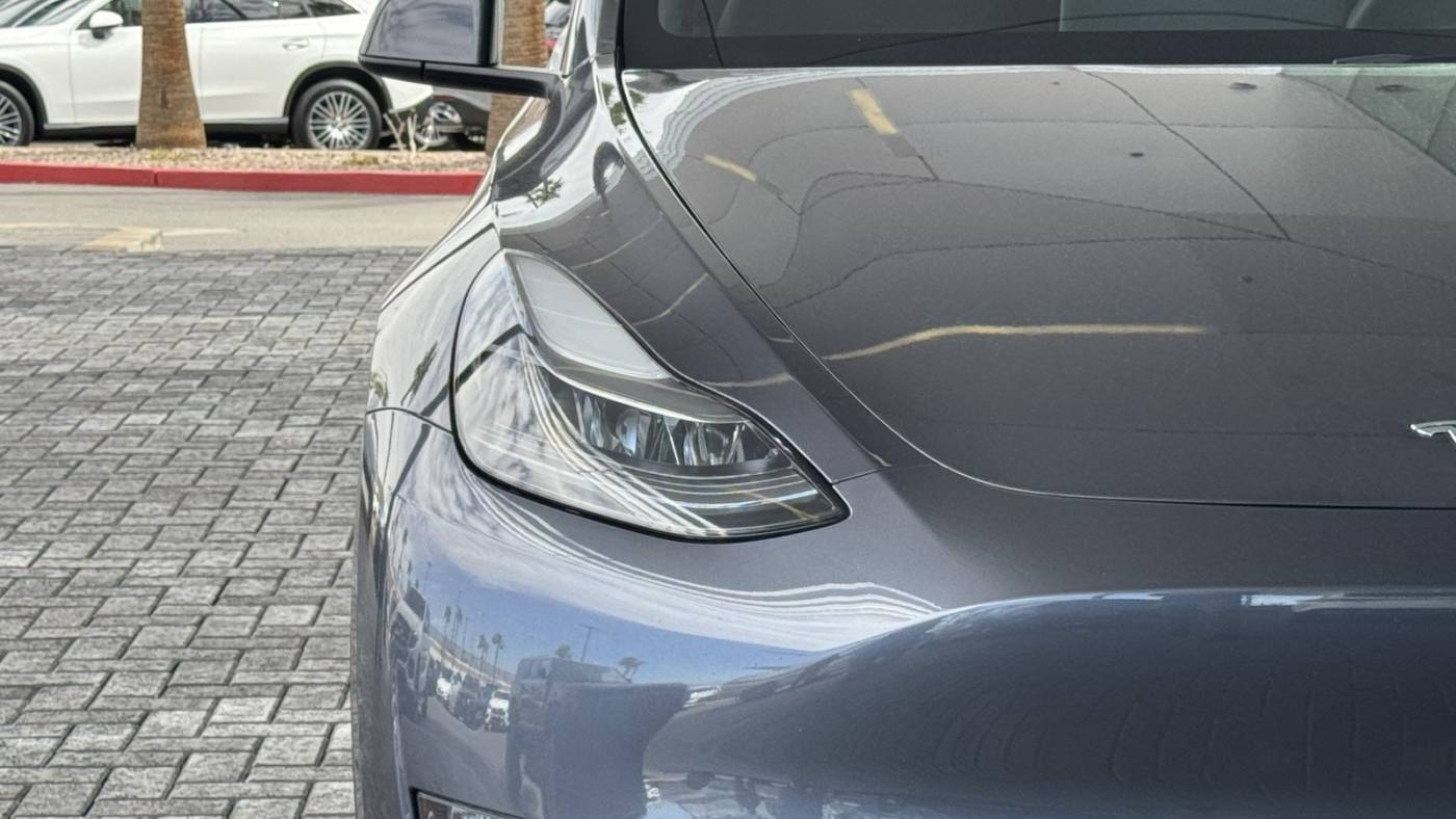 2023 Tesla Model Y 7SAYGDEE2PF685787
