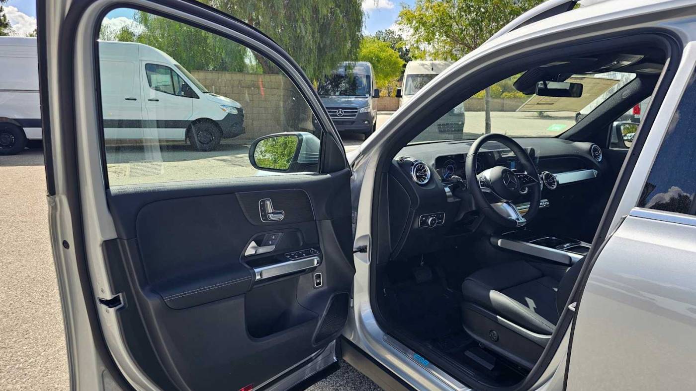 2025 Mercedes EQB W1N9M0KB1SN130118
