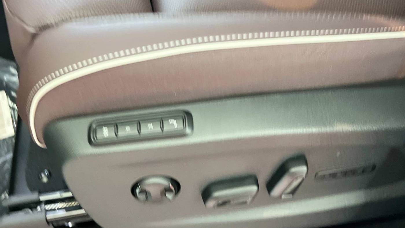 2025 Volkswagen ID.Buzz WVGAWVEBXSH019679