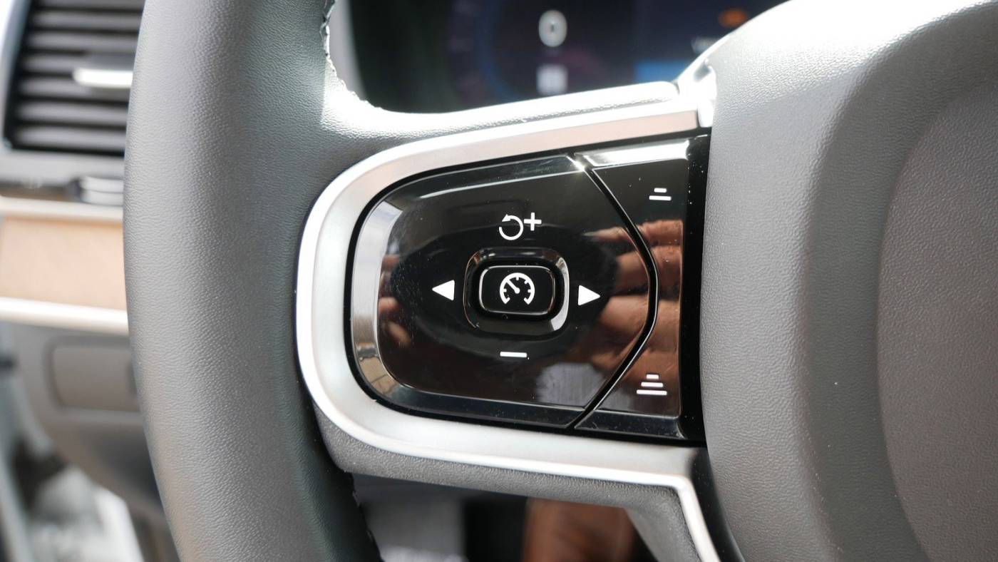 2023 Volvo XC90 YV4H600N7P1960088