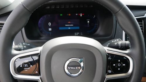 2023 Volvo XC90 YV4H600N7P1960088