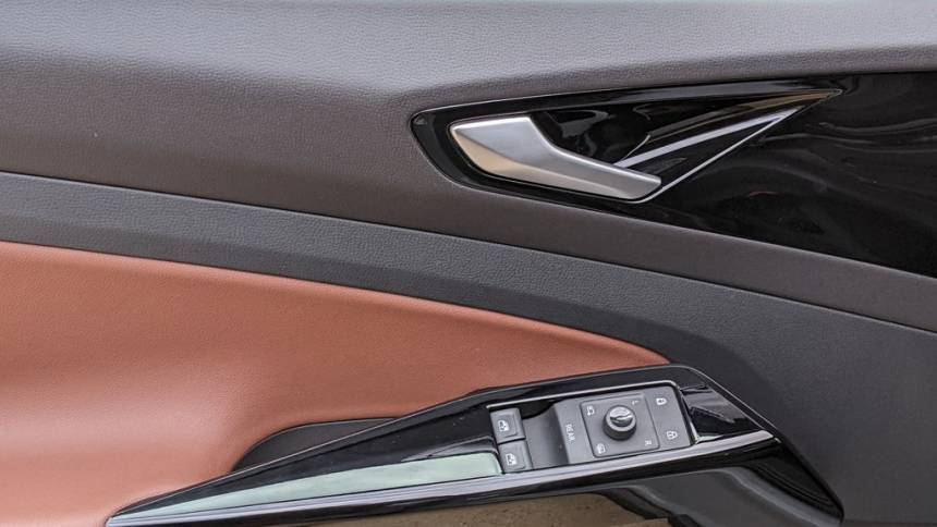 2021 Volkswagen ID.4 WVGTMPE26MP047188
